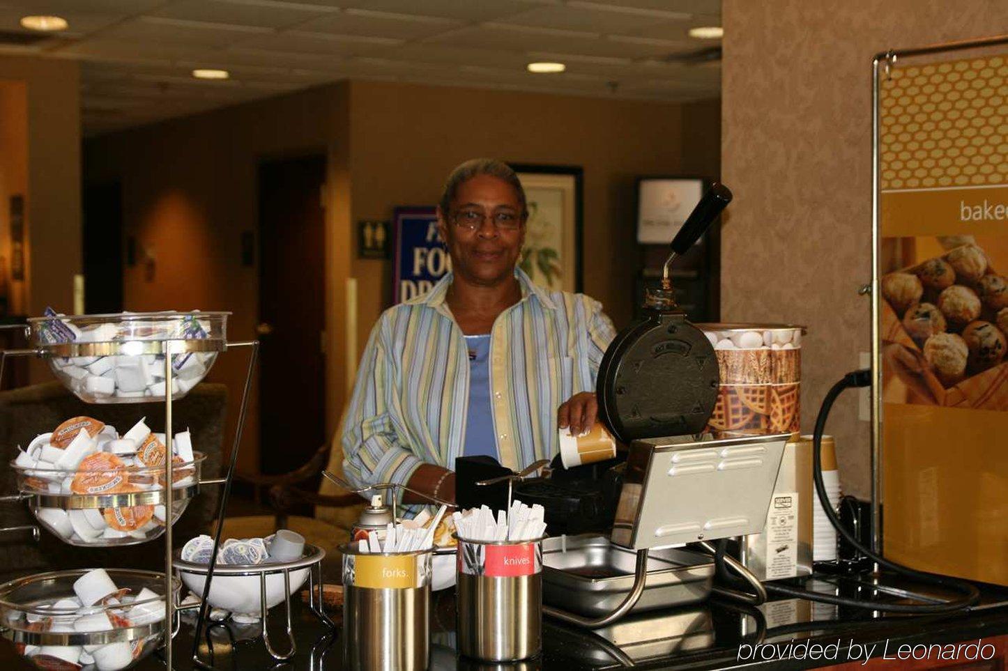 Hampton Inn Lafayette Louisiana Scott Restaurant photo